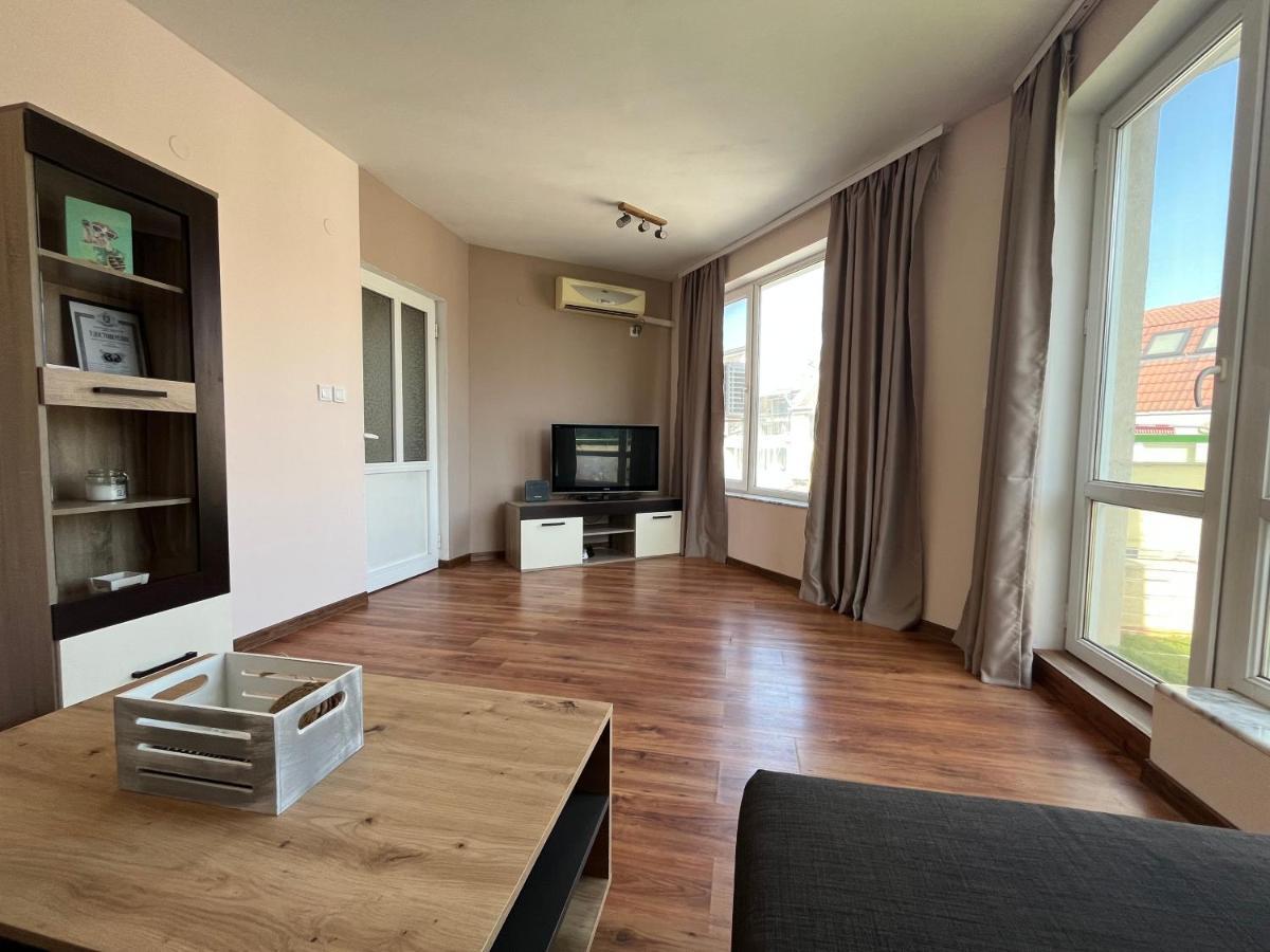 Apartment Happy Holiday 2 Burgas Екстер'єр фото